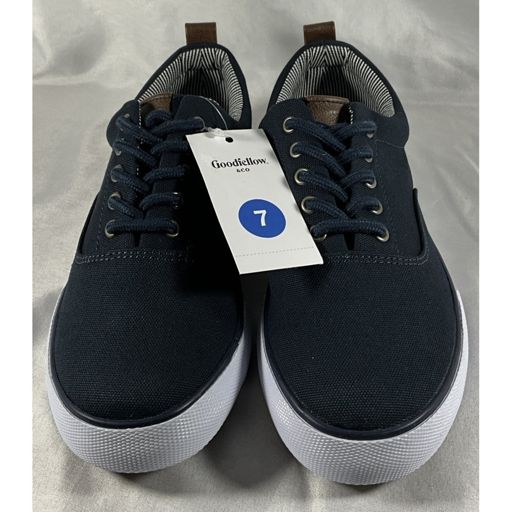New Goodfellow & Co Mens Canvas Sneakers Lace Up Casual Shoes Navy Blue Size 7